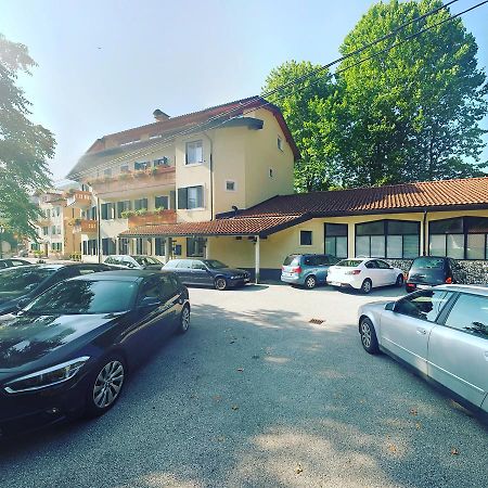 Hotel Lucija Most na Soči Kültér fotó