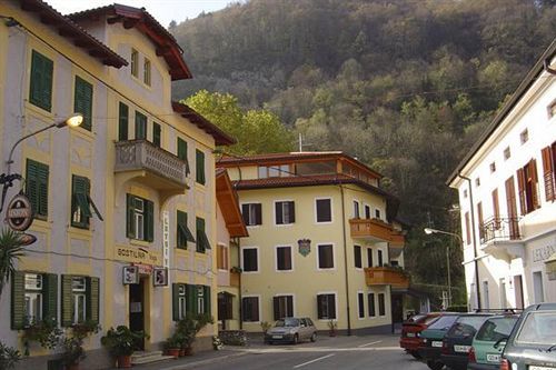 Hotel Lucija Most na Soči Kültér fotó